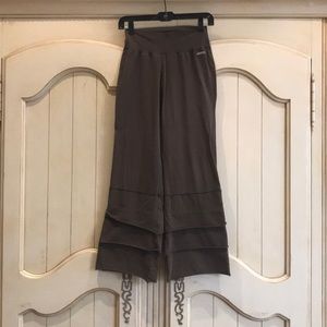 COPY - Matilda Jane Finn pants women’s size small…